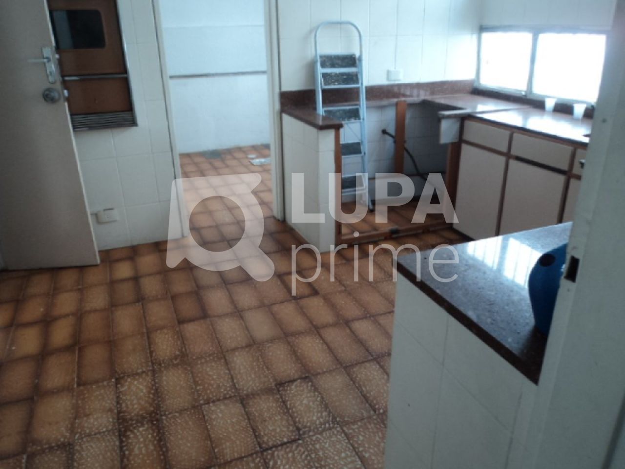 predio-locacao-sao-paulo-vila-romana-8vagas-300m2-LS12449