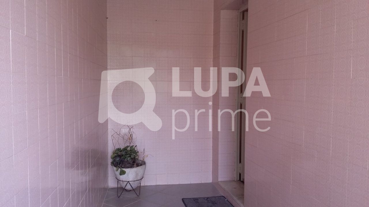 casa-assobradada-venda-sao-paulo-jardim-franca-3dormitorios-2suites-8vagas-280m2-LS1272