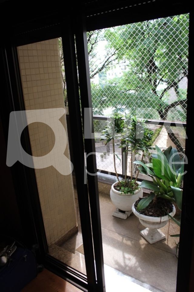 apartamento-venda-sao-paulo-higienopolis-4dormitorios-4suites-4vagas-255m2-LS14639