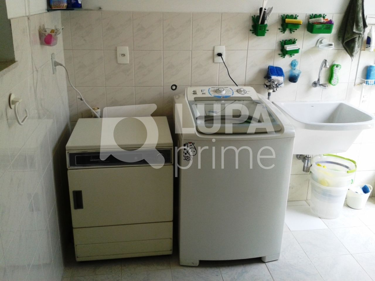 sobrado-venda-sao-paulo-jardim-virginia-bianca-5dormitorios-1suite-3vagas-320m2-LS14807