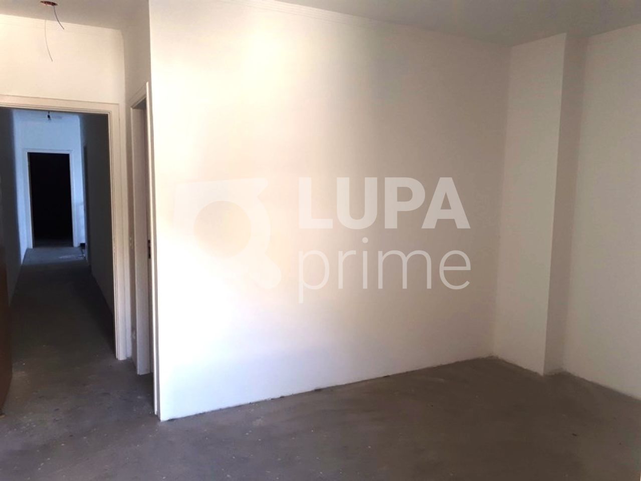 sobrado-venda-guarulhos-vila-rosalia-3dormitorios-3suites-4vagas-200m2-LS16526