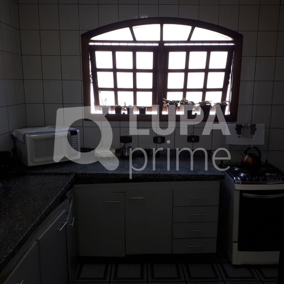 sobrado-venda-sao-paulo-vila-vitorio-mazzei-4dormitorios-1suite-2vagas-200m2-LS17358