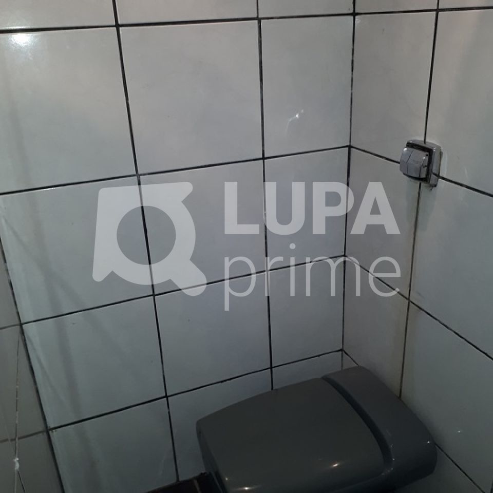 sobrado-venda-sao-paulo-vila-vitorio-mazzei-4dormitorios-1suite-2vagas-200m2-LS17358