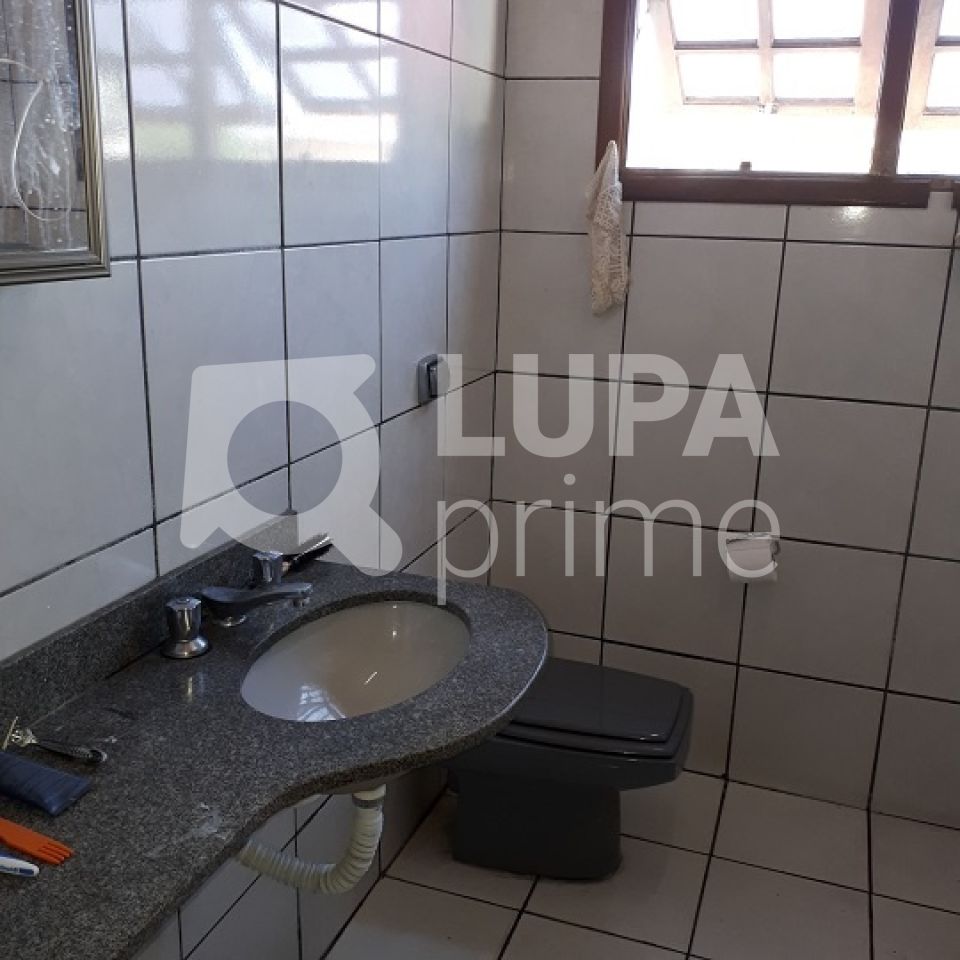 sobrado-venda-sao-paulo-vila-vitorio-mazzei-4dormitorios-1suite-2vagas-200m2-LS17358