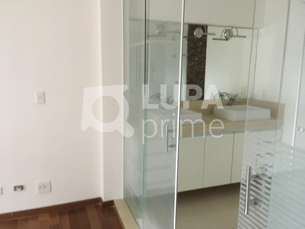 cobertura-venda-sao-paulo-agua-fria-4dormitorios-4suites-6vagas-400m2-LS17633