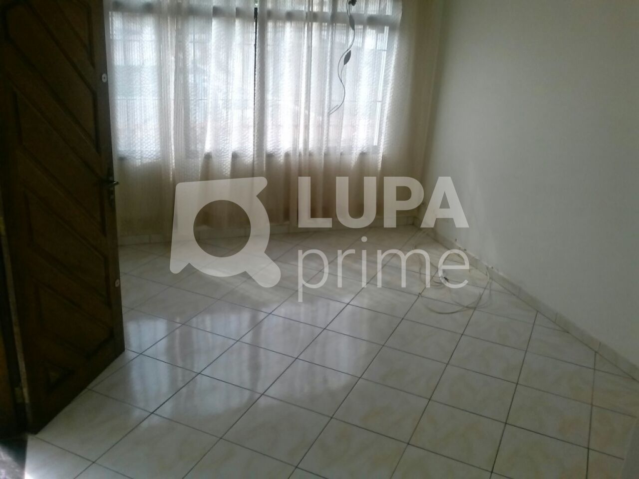 Casa à venda com 3 quartos, 200m² - Foto 7