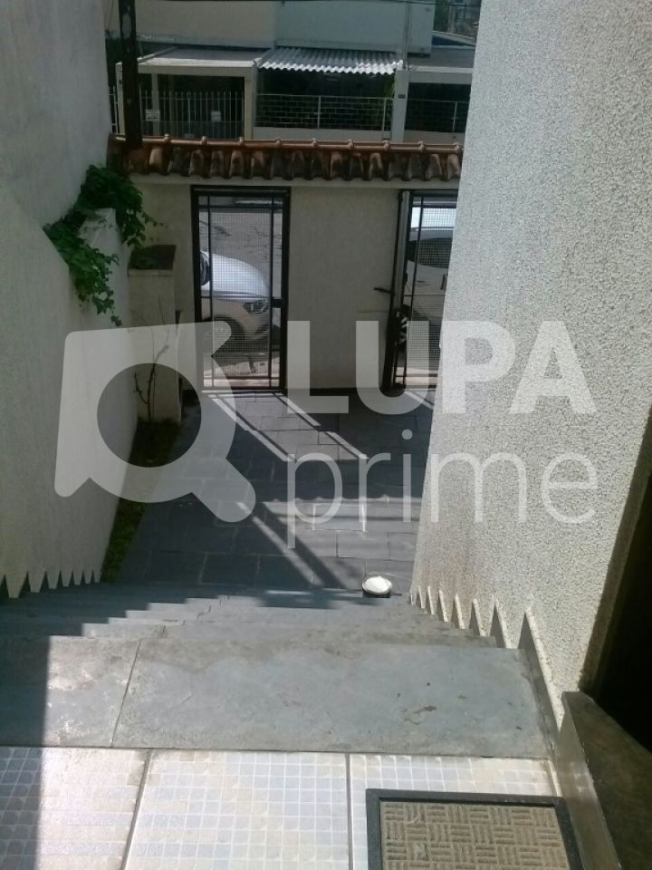 Casa à venda com 3 quartos, 200m² - Foto 14