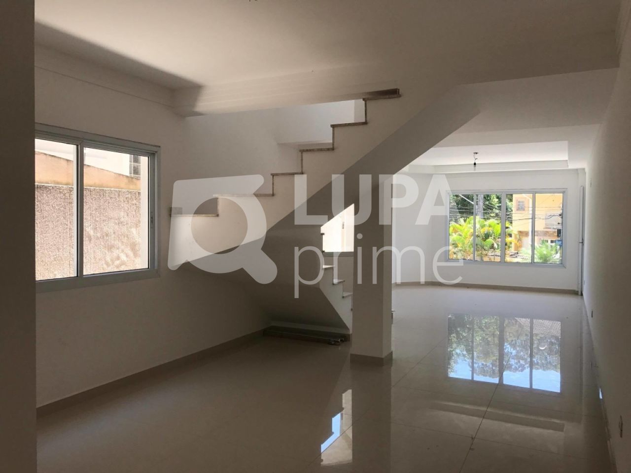 sobrado-venda-sao-paulo-lauzane-paulista-3dormitorios-3suites-4vagas-250m2-LS17986