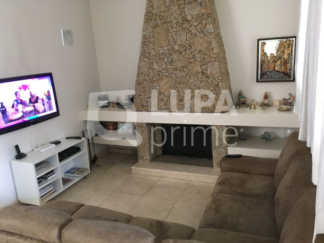 Casa à venda com 3 quartos, 200m² - Foto 2
