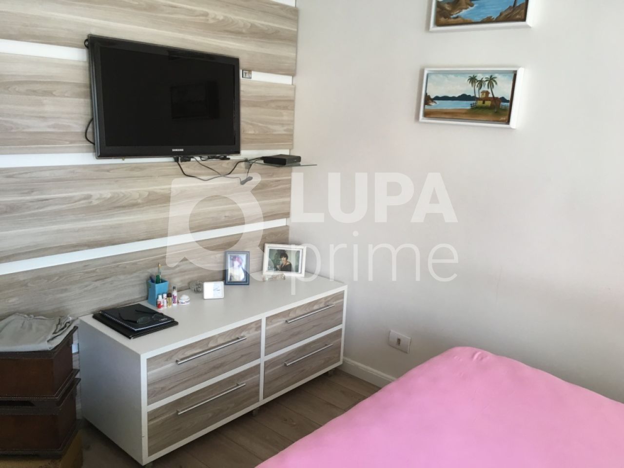 Casa à venda com 3 quartos, 200m² - Foto 12