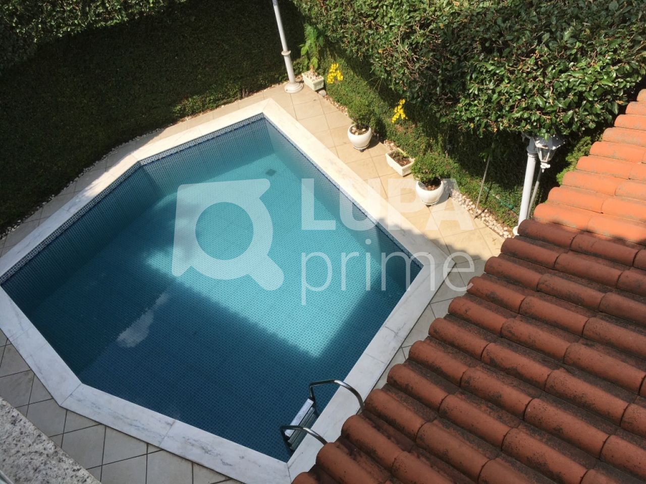 Casa à venda com 3 quartos, 200m² - Foto 14