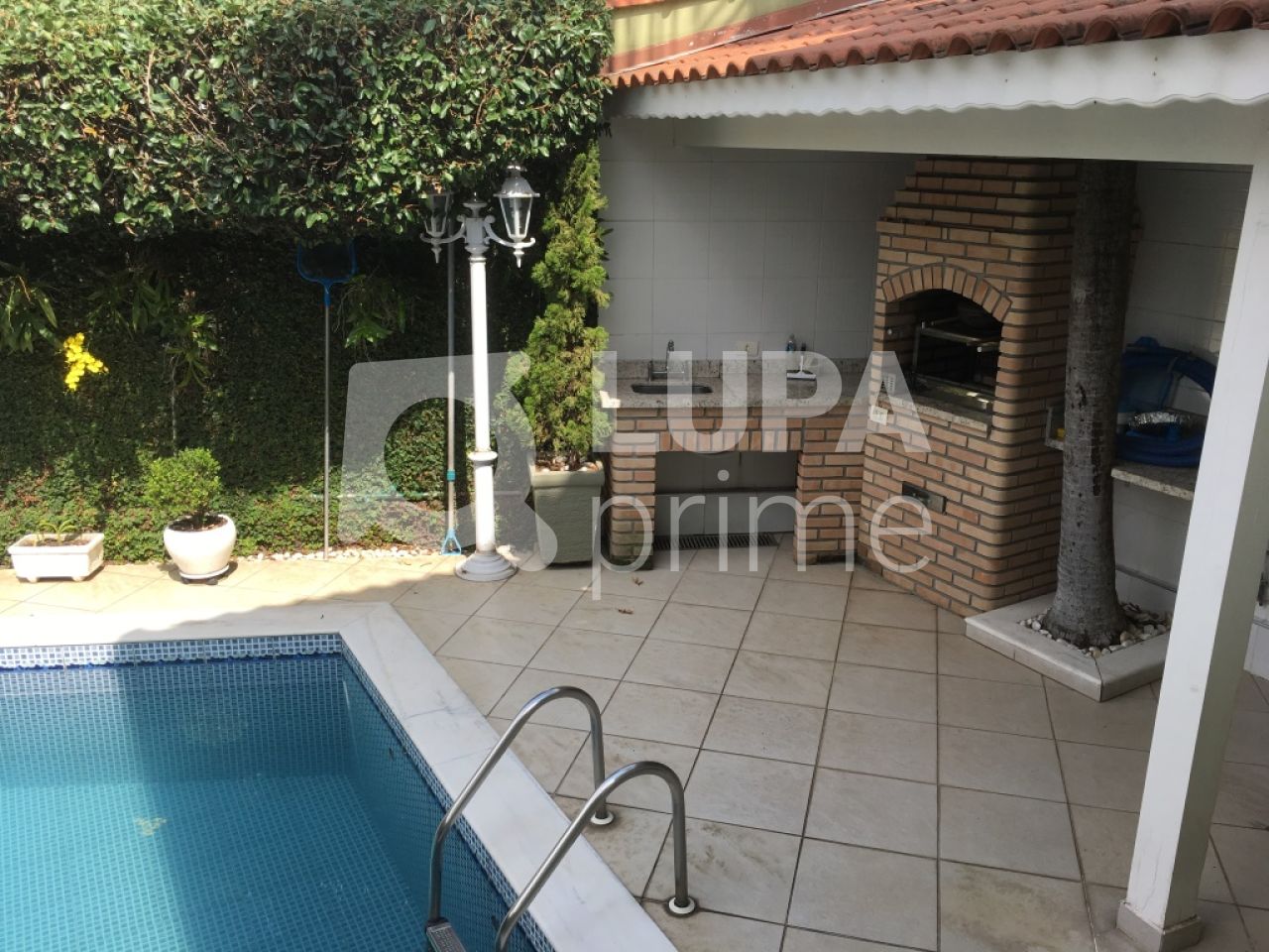 Casa à venda com 3 quartos, 200m² - Foto 16