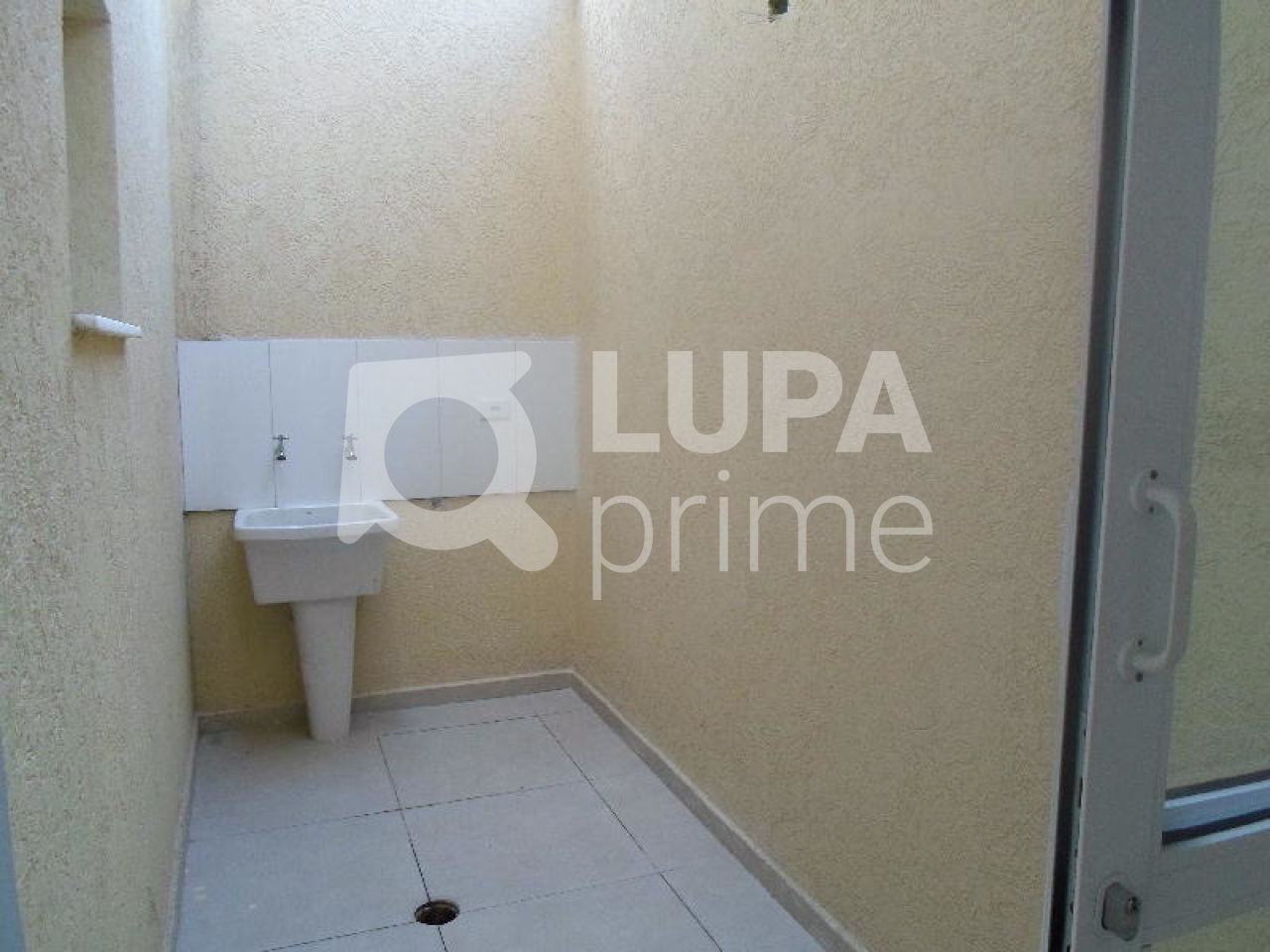 sobrado-venda-sao-paulo-vila-pita-2dormitorios-2suites-2vagas-73m2-LS18712