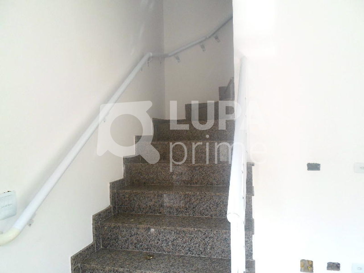 sobrado-venda-sao-paulo-vila-pita-2dormitorios-2suites-2vagas-73m2-LS18712