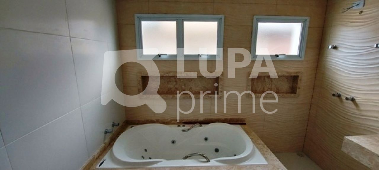 sobrado-venda-sao-paulo-tucuruvi-3dormitorios-3suites-7vagas-313m2-LS18807