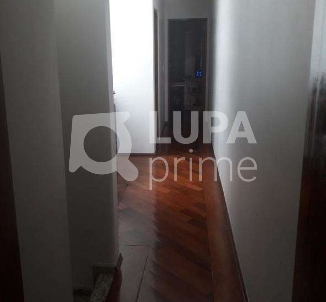 sobrado-venda-sao-paulo-parque-vitoria-3dormitorios-1suite-4vagas-112m2-LS19156