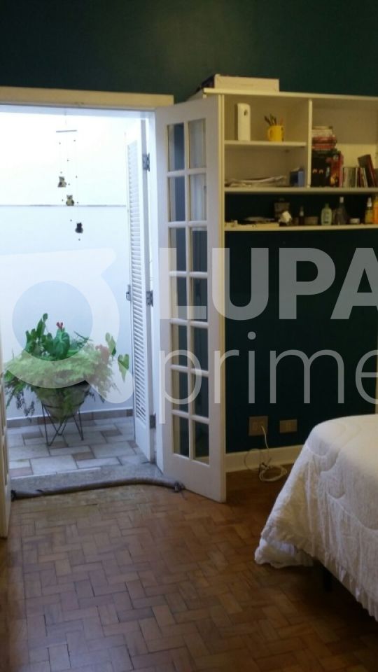 casa-terrea-venda-sao-paulo-agua-fria-3dormitorios-3suites-3vagas-250m2-LS19503