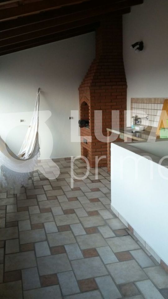 casa-terrea-venda-sao-paulo-agua-fria-3dormitorios-3suites-3vagas-250m2-LS19503