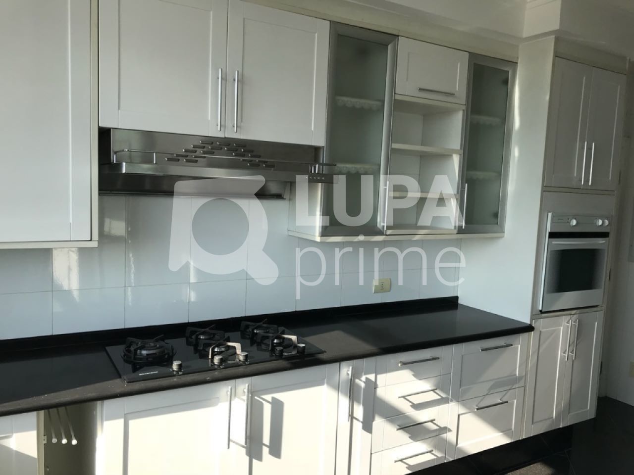 apartamento-venda-sao-paulo-agua-fria-3dormitorios-3suites-5vagas-294m2-LS20032