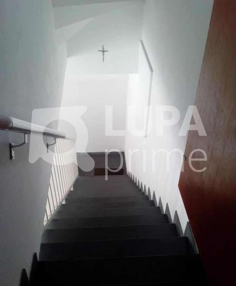 sobrado-venda-sao-paulo-agua-fria-3dormitorios-2suites-5vagas-195m2-LS20533