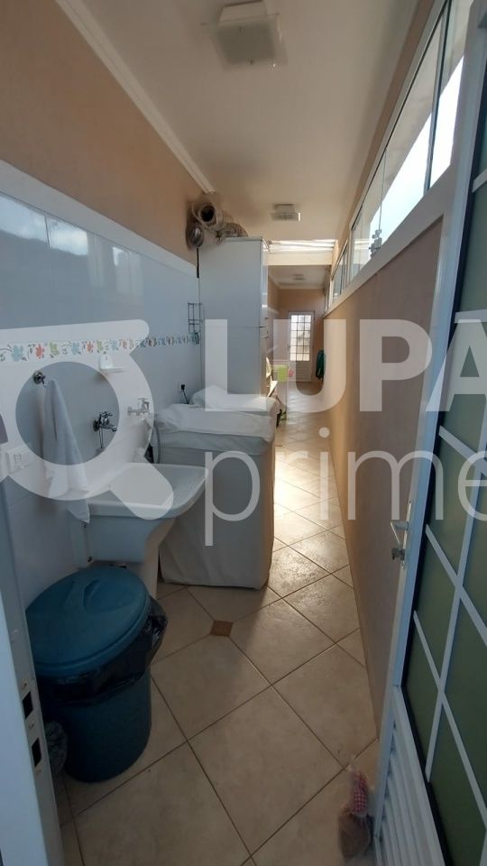 sobrado-venda-sao-paulo-jardim-paraiso-3dormitorios-3suites-5vagas-206m2-LS20663