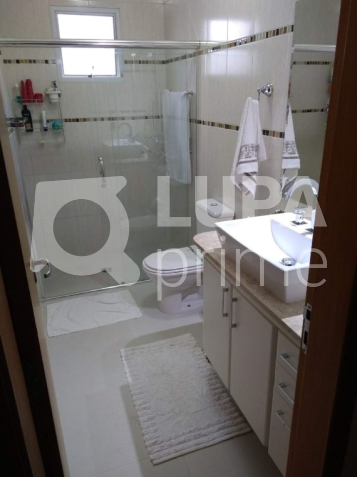 sobrado-venda-sao-paulo-jardim-paraiso-3dormitorios-3suites-5vagas-206m2-LS20663