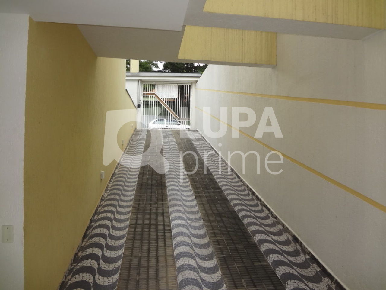 sobrado-venda-sao-paulo-horto-florestal-3dormitorios-3suites-10vagas-384m2-LS20841