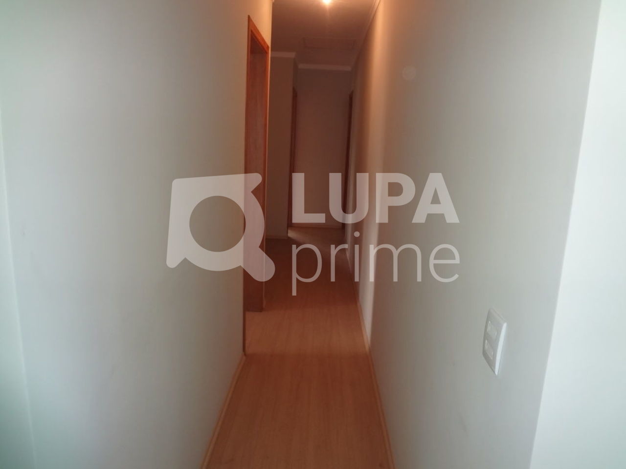 sobrado-venda-sao-paulo-horto-florestal-3dormitorios-3suites-10vagas-384m2-LS20841