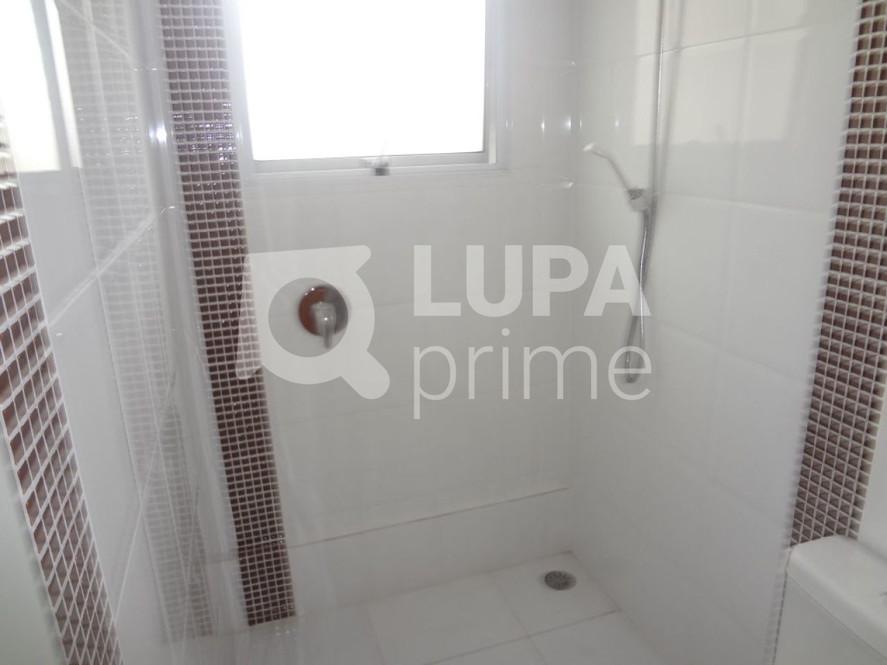 sobrado-venda-sao-paulo-horto-florestal-3dormitorios-3suites-10vagas-384m2-LS20841