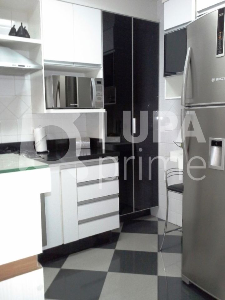 Casa à venda com 3 quartos, 250m² - Foto 12