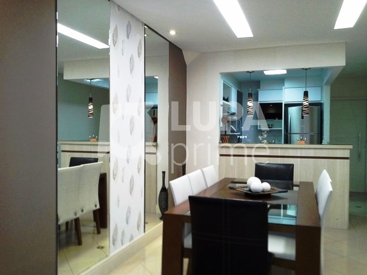 Casa à venda com 3 quartos, 250m² - Foto 11
