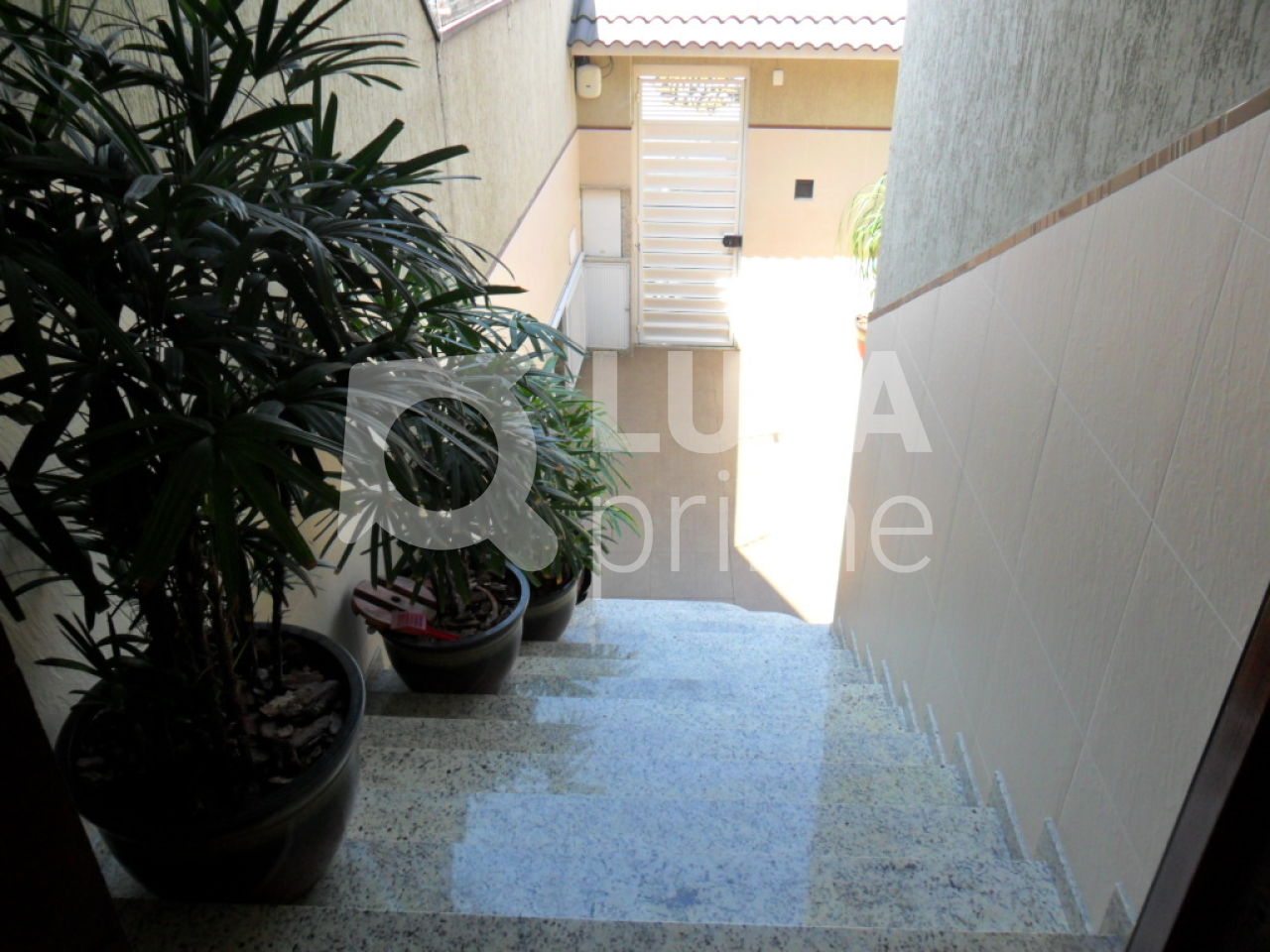 sobrado-venda-sao-paulo-vila-nivi-3dormitorios-3suites-5vagas-160m2-LS21250