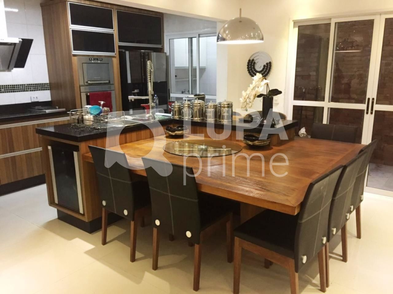 sobrado-venda-sao-paulo-horto-florestal-3dormitorios-3suites-3vagas-240m2-LS21312