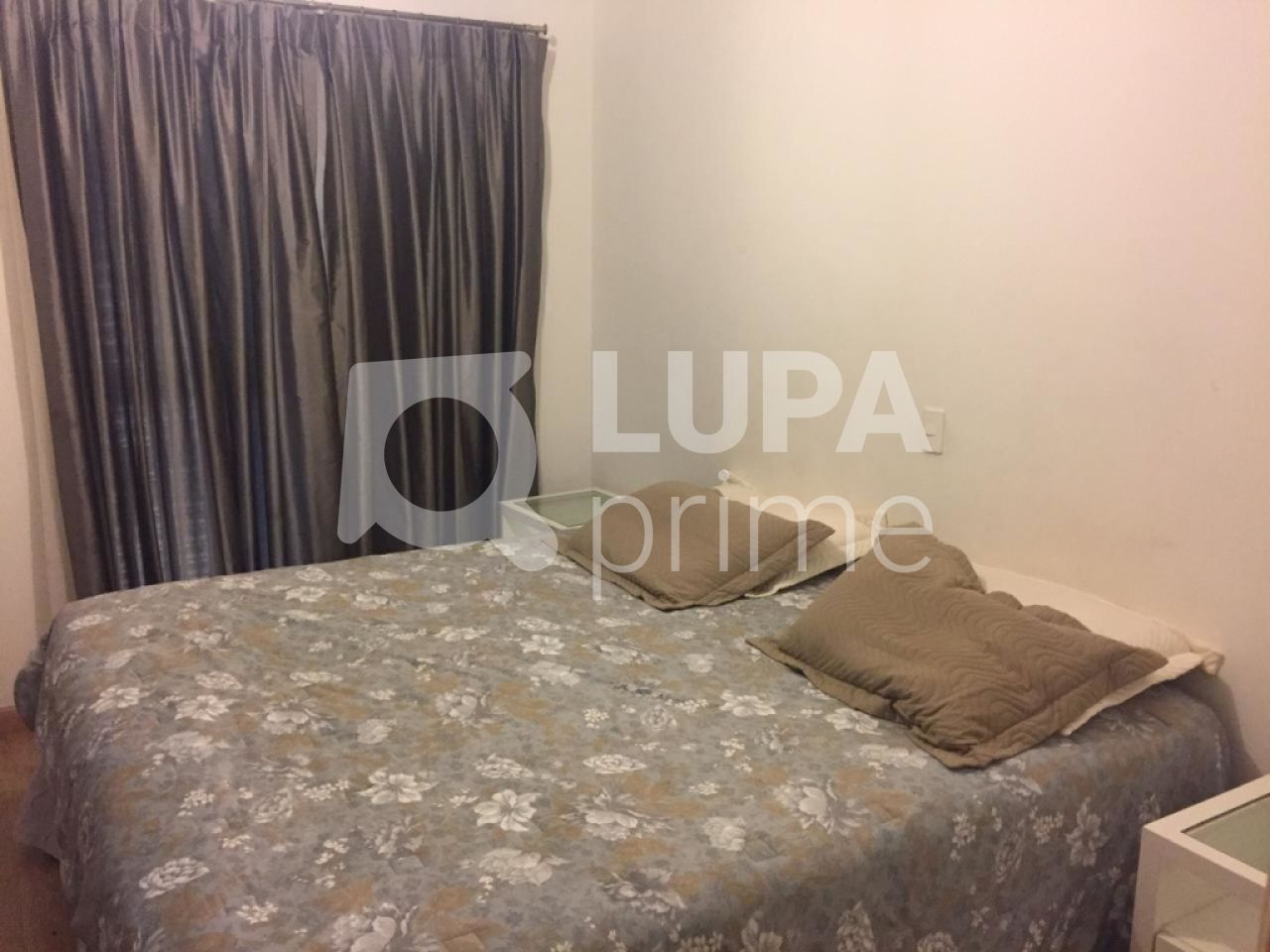 sobrado-venda-sao-paulo-horto-florestal-3dormitorios-3suites-3vagas-240m2-LS21312