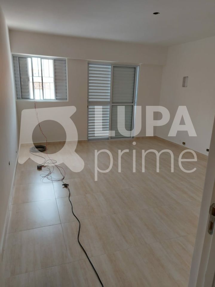 Casa Comercial à venda, 200m² - Foto 2