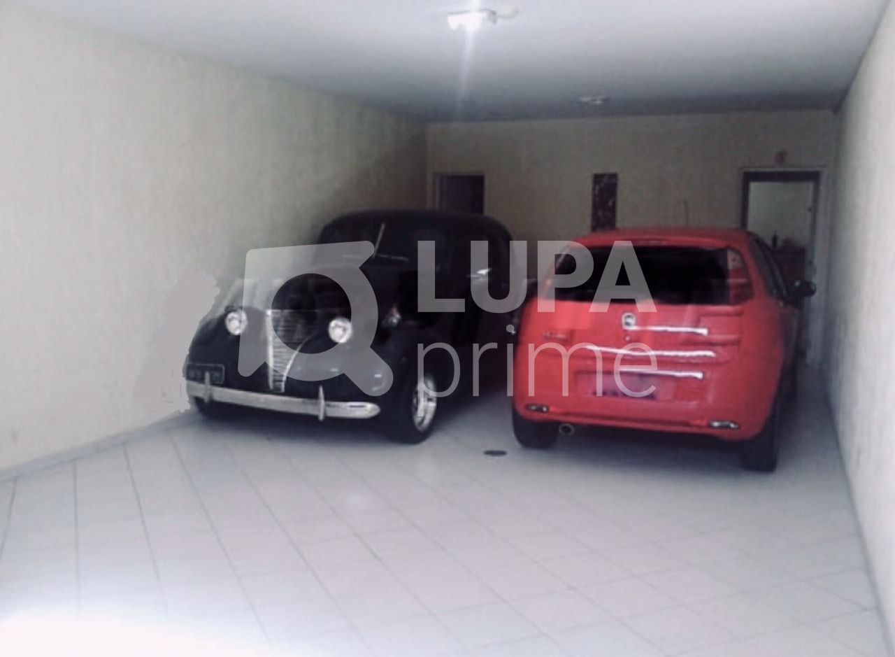 sobrado-venda-sao-paulo-parada-inglesa-3dormitorios-3suites-5vagas-250m2-LS22545