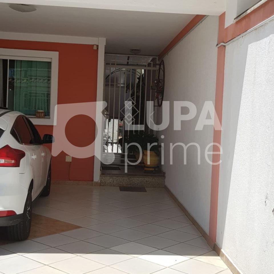 sobrado-venda-sao-paulo-tucuruvi-3dormitorios-3suites-4vagas-250m2-LS22579