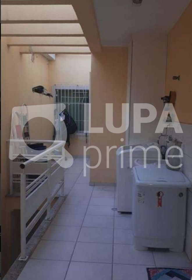 sobrado-venda-sao-paulo-vila-romero-3dormitorios-3suites-6vagas-135m2-LS22583