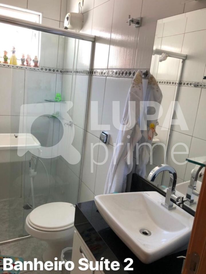 sobrado-venda-sao-paulo-vila-mazzei-3dormitorios-3suites-4vagas-160m2-LS22870