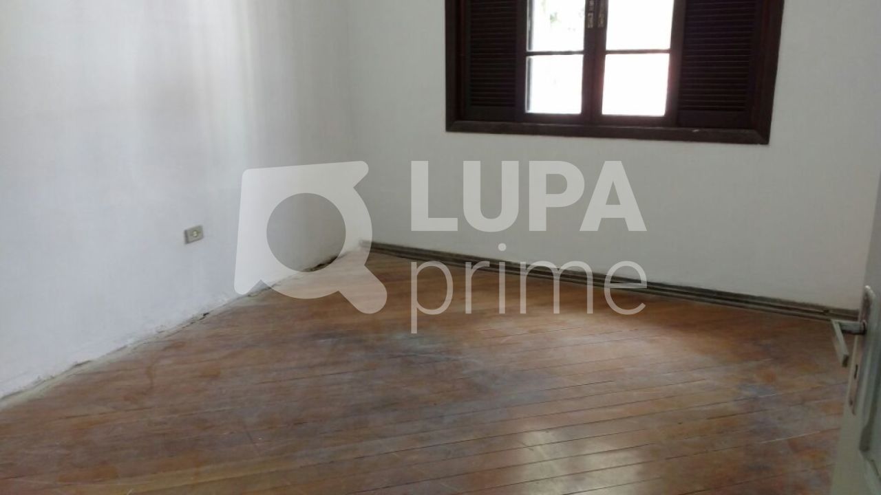 casa-terrea-venda-sao-paulo-vila-romero-3dormitorios-2vagas-270m2-LS22921