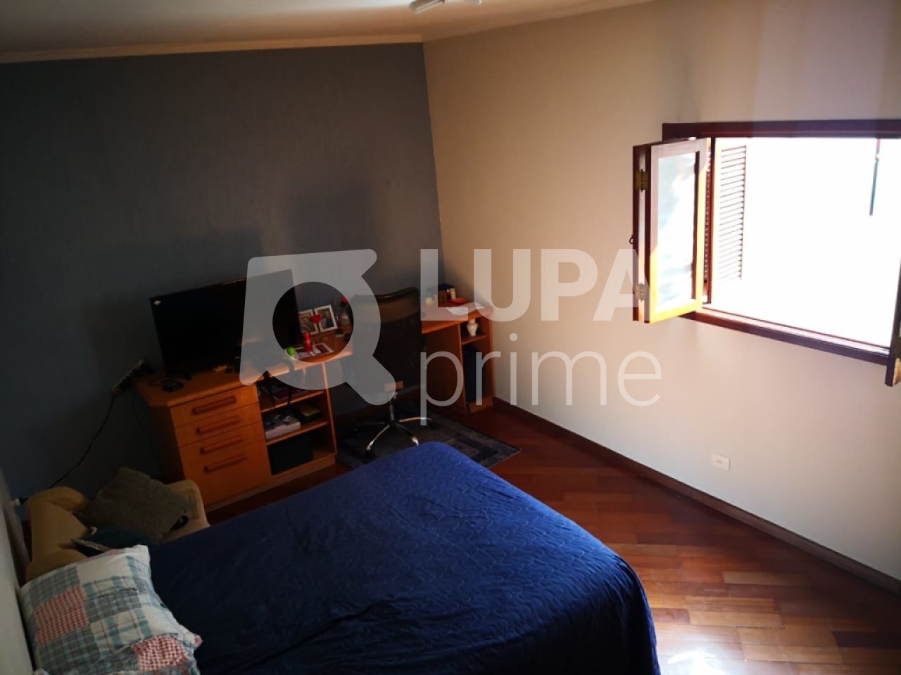 sobrado-venda-sao-paulo-vila-amalia-3dormitorios-3suites-5vagas-261m2-LS23201