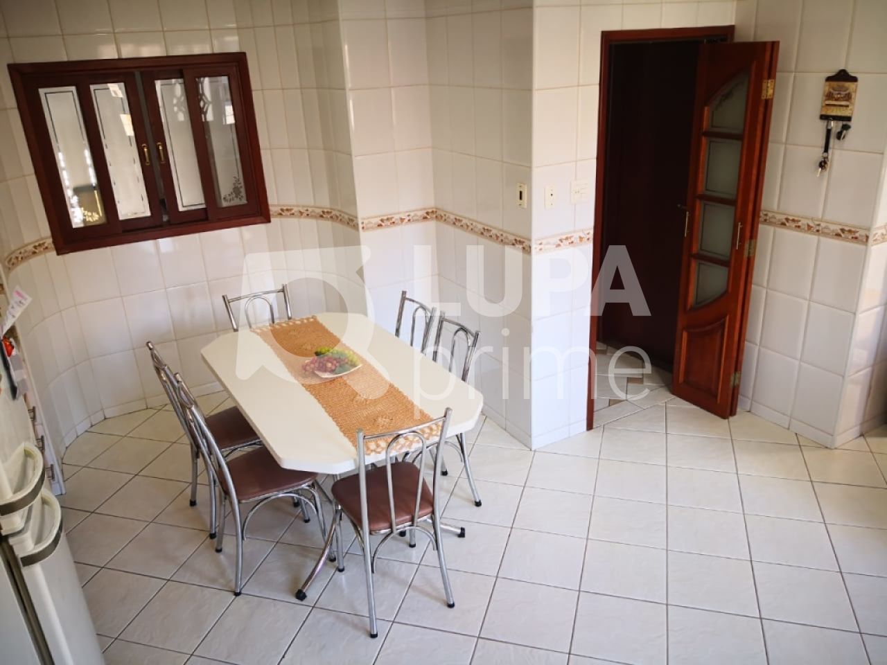 sobrado-venda-sao-paulo-vila-amalia-3dormitorios-3suites-5vagas-261m2-LS23201