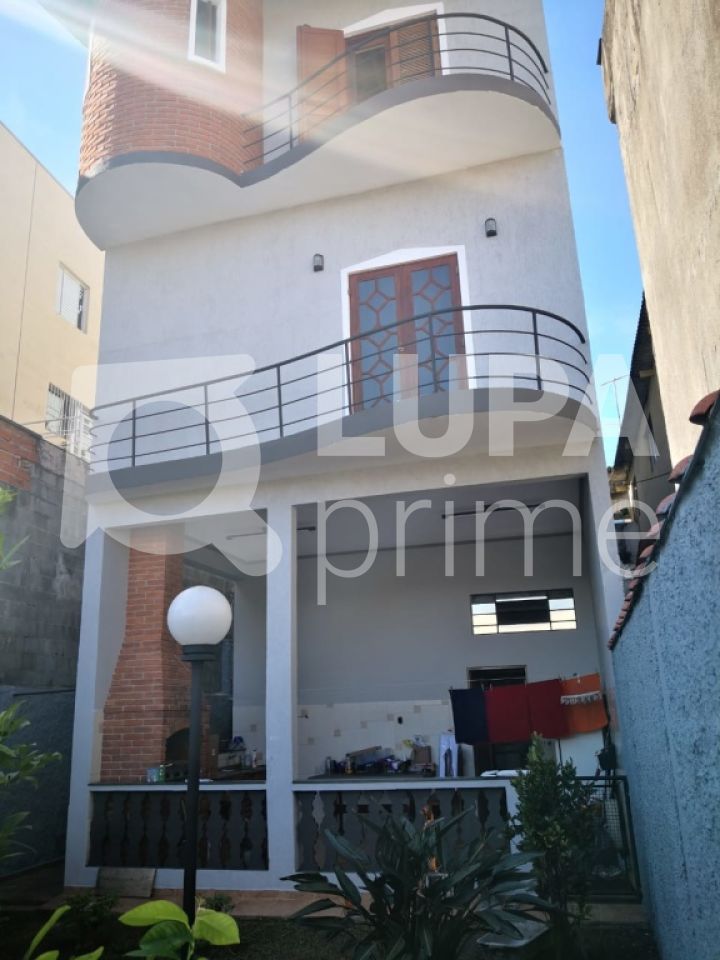 sobrado-venda-sao-paulo-vila-amalia-3dormitorios-3suites-5vagas-261m2-LS23201