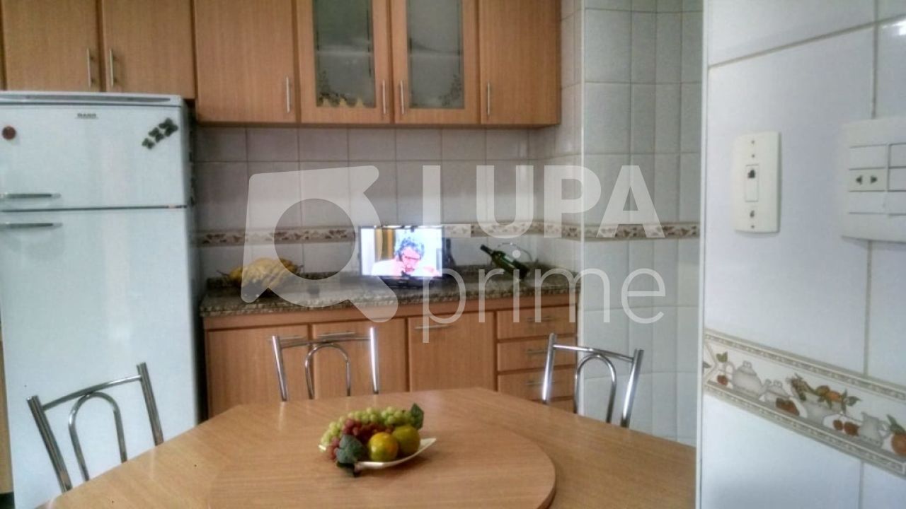 sobrado-venda-sao-paulo-vila-amalia-3dormitorios-3suites-5vagas-261m2-LS23201