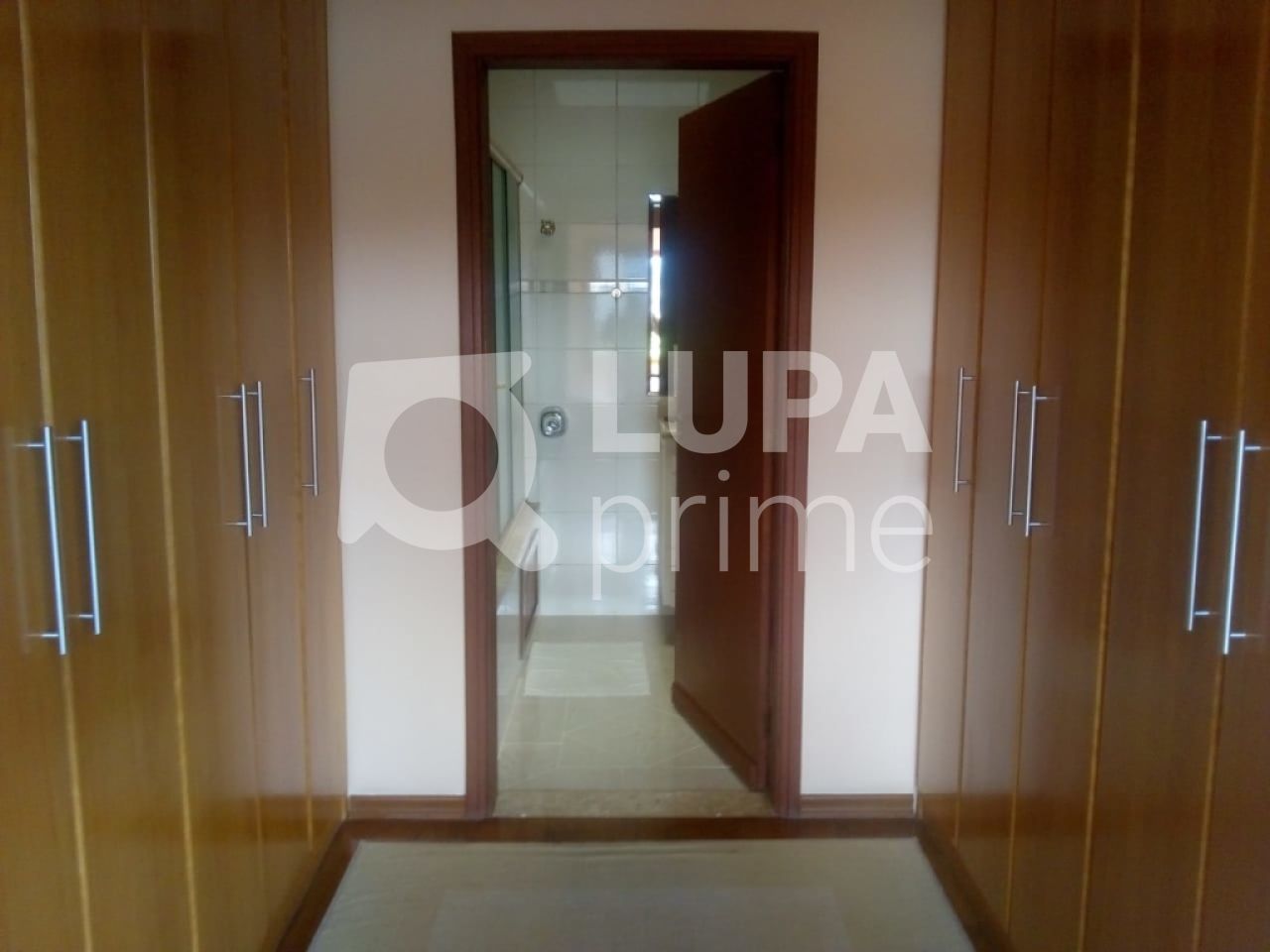 sobrado-venda-sao-paulo-agua-fria-4dormitorios-1suite-4vagas-250m2-LS23731