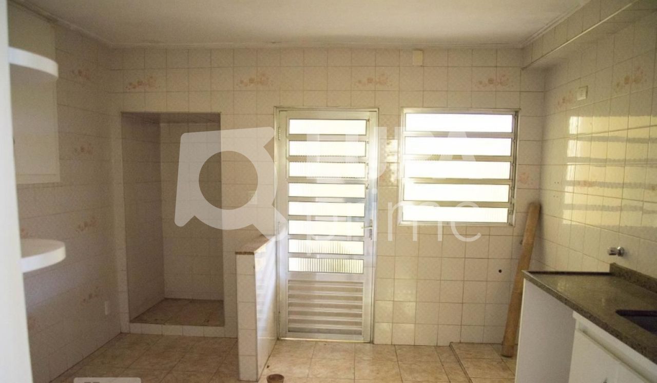 sobrado-venda-sao-paulo-vila-picinin-4dormitorios-3vagas-252m2-LS23926