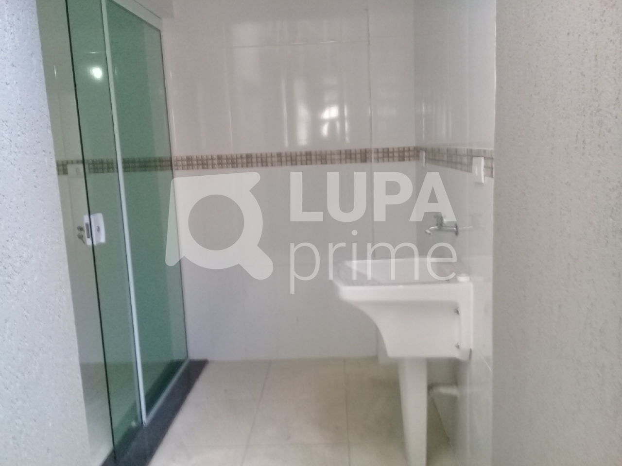 sobrado-venda-sao-paulo-vila-mazzei-3dormitorios-3suites-4vagas-190m2-LS24150