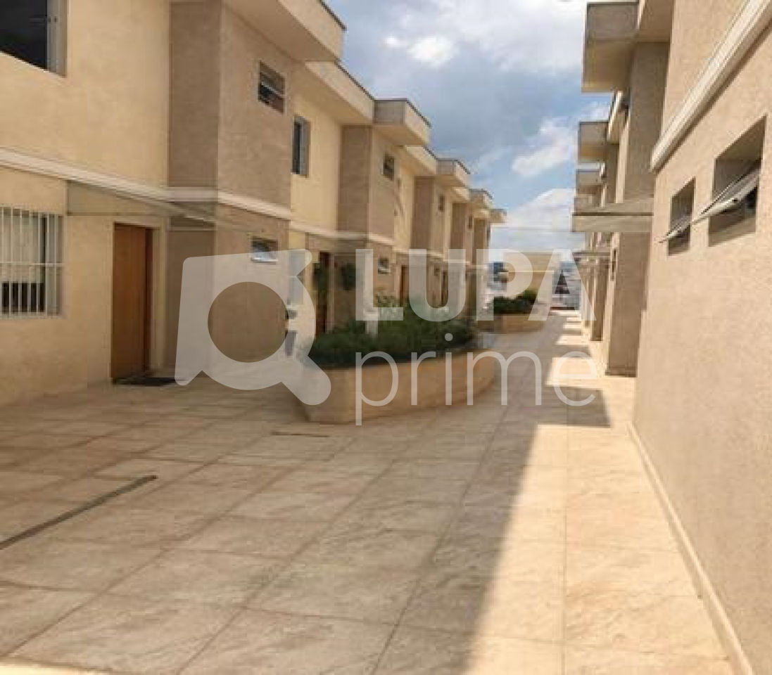 sobrado-venda-sao-paulo-vila-celeste-2dormitorios-2suites-2vagas-80m2-LS24179