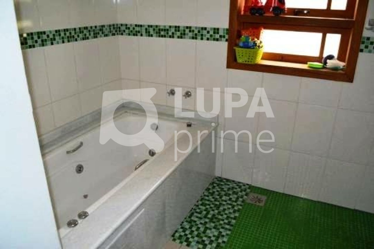 sobrado-venda-sao-paulo-santana-3dormitorios-3suites-3vagas-247m2-LS24272