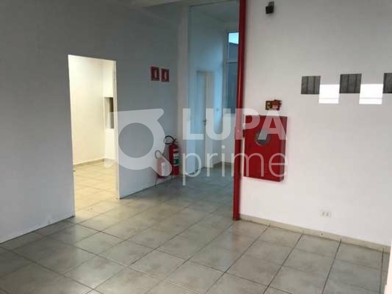 predio-venda-sao-paulo-vila-anastacio-10vagas-1000m2-LS24279